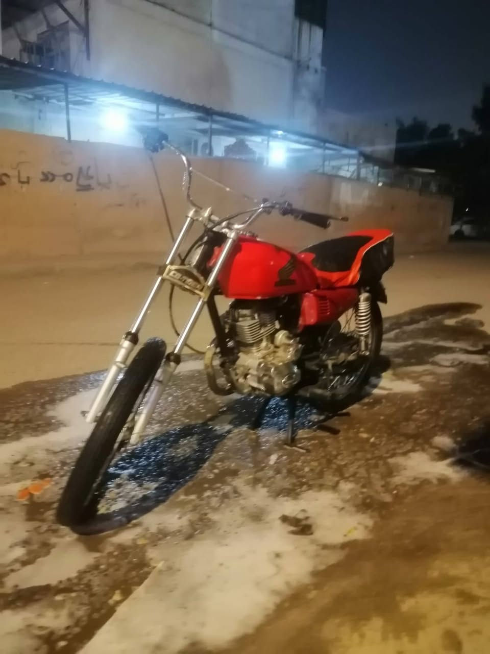 سلام عليكم دراجه بارت اوراق اصولي السعر 600 وبيه مجال ***********
