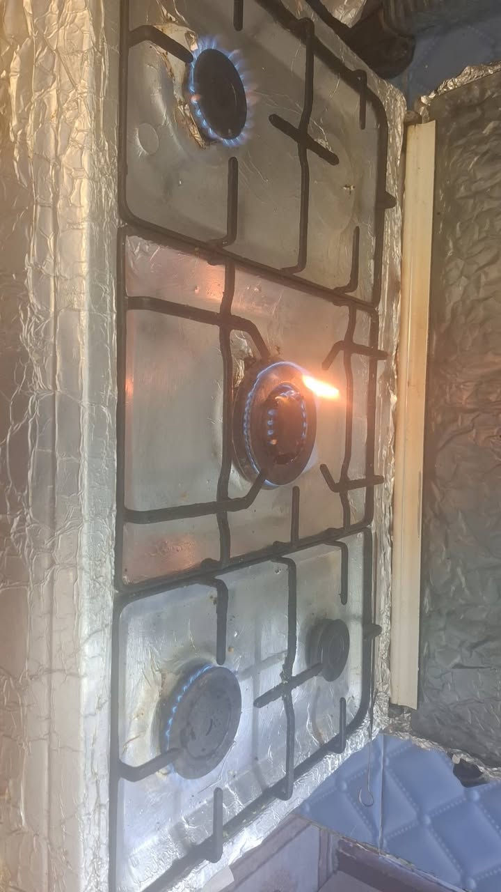 ثلاجه وطباخ شغالات ومداخلات اي تصليح وعندي بعد طباخ كهربائي ليزر جديد ٢عين


**إذا كنت صاحب هذا الإعلان وتريد حذفه لأي سبب، رجاءا أرسل رسالة إلى الدعم الفني**