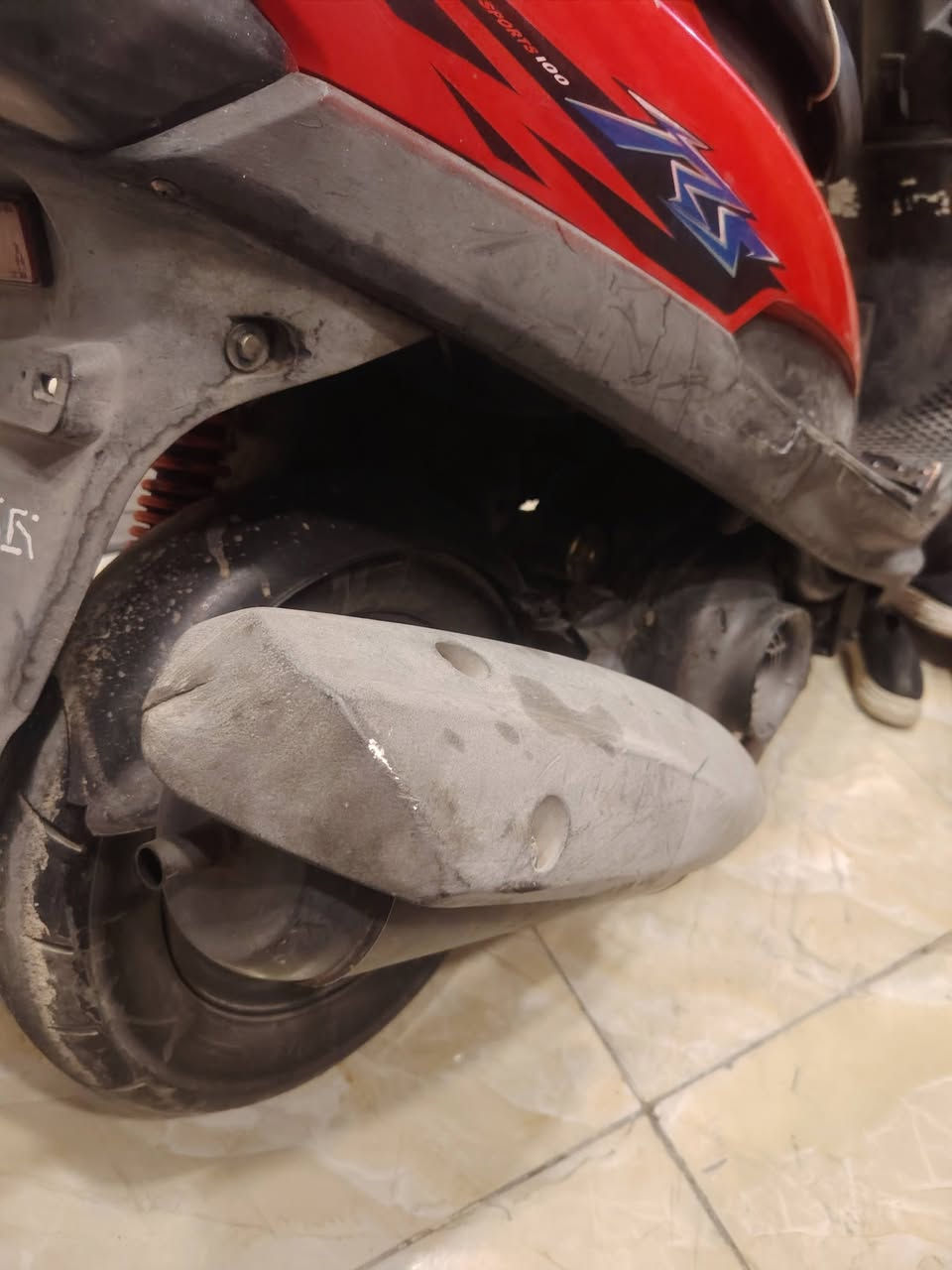 سلام عليكم ماكس ١٢٠ للبيع دراجه بلاد شلعه معدل الدراجه نقص بس ستاند تعليك بيها سلف وكابريتر تجاري فقط كفراتها ختم واحد ملحه الدراجه ب٦٥٠ وبيها مجال مكاني بغداد تقاطع درويش *********** واتس او اتصال
