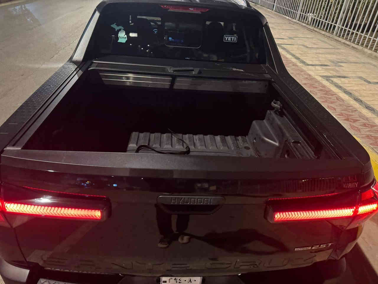 سلام عليكم ورحمة الله وبركاته 
سانتا كروزLimted 
مديل2023
كفاله عامه حادث فقط الدعاميه 
فول واحد على واحد  
1.مكينه2.5T
2.فتحه سقف 
3.بصمه 
4.كشنات تدفئه
5.كشنات كهرباء
6.تشغيل عن بعد 
7.سياقه ذاتيه
8.لايت لد
9.هاند بريك كهرباء
4.10×4 دفع رباعي
11.بكلايت لد 
12.رادار امامي 
13.تحكم ستيرن جهتين
14.حساسات 
15.شحن وايرليس
16.اشاره بالمري
17.كامره خلفيه
18.ويل كب 
19.حره
20.ماشيا mi24الف
رقم التلفون *********** 
سعر 200 بي مجال 
مكان السياره الناصريه مركز 
ملاحظه السياره بدون رقم تترقم جميع المحافظات
