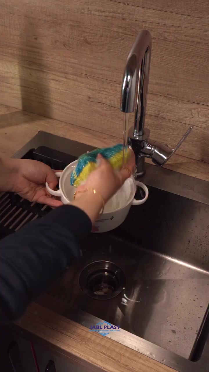 شركة جبل بلاست 
سنك متكامل بضمان 3 سنوات 
من ماركة ساسول الموثوقة 
يجيك كامل ومجهز 
 صوندة
سلة
تخته
خلاط

اختيارك الصح للمطبخ 

#جبل_بلاست ، 

بغداد الكرادة - فلكة ٦٢ - مدخل كمب سارة شارع الجمعيات الفلاحية - مقابل مدرسة البدور الأبتدائيه.

***********-***********-***********

يمكنكم الوصل عبر خرائط ويز

https://waze.com/ul/hsvzt7wb77
