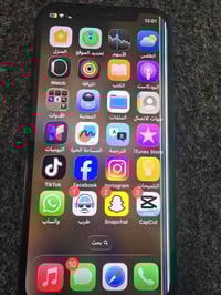 آيفون ١٢ • ٢٥٦ • شاشة خطوط