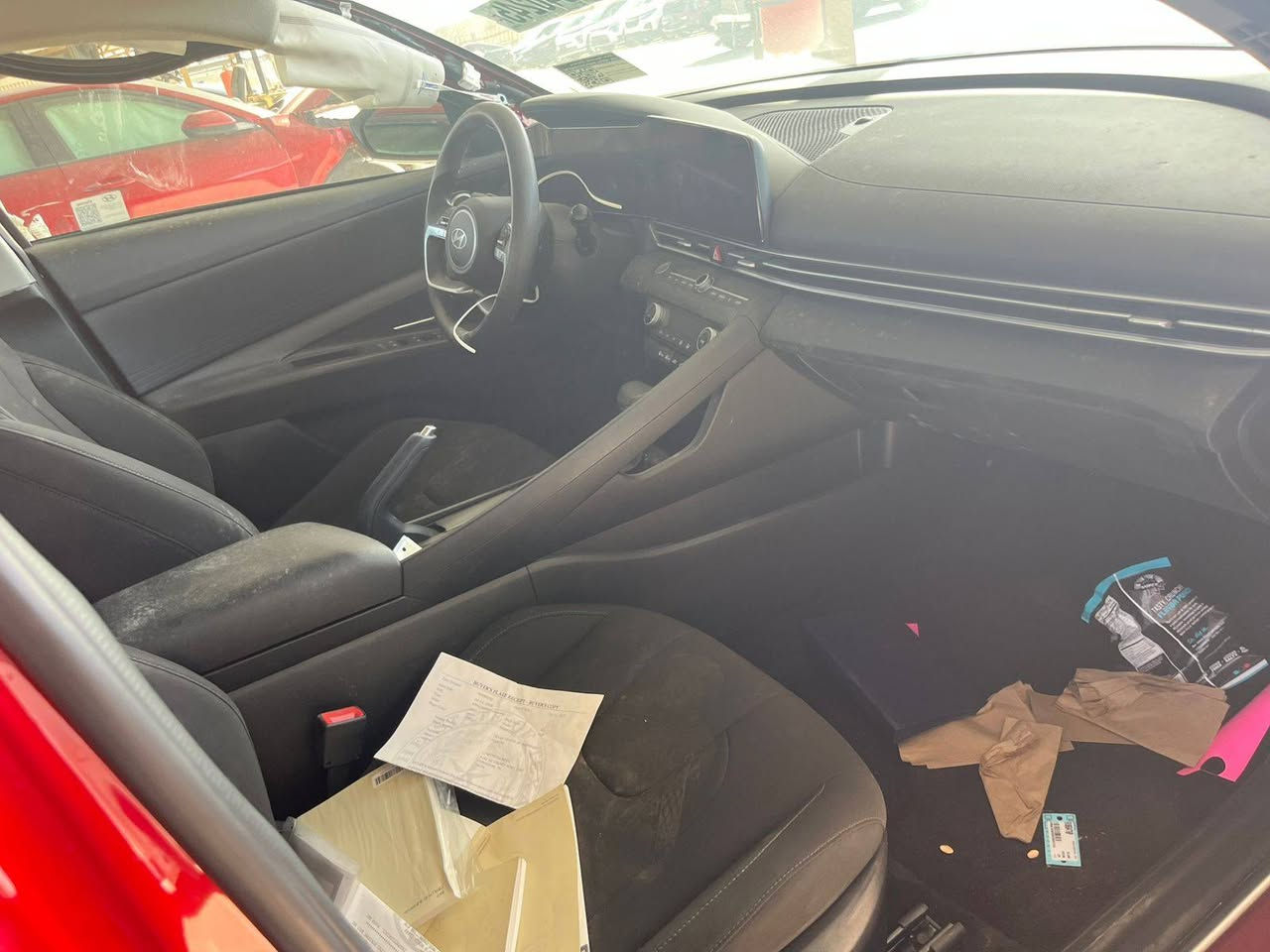 السلام عليكم انتره اللبيع
موديل ٢٠٢٤ 
نص فول 
الحادث موضح بلصوره 
السياره موجوده بلحره 
شوكت متريد طببه تريد على كتاب الشهداء تريده حره بكيفك  
السعر نتصل وسهله 
رقم ‏‪***********
