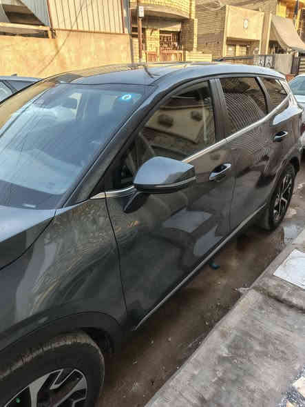 سبورتج 24 ماشية ١٣ الف فول عدى  الفتحة جلد بصمة شاشة متصلة هواي بيهة مواصفات حادثة امامي بدون دواخل مكفول لغد وشاصي السعر ١٩٠ وبيهة مجال مستعجل على البيع ***********
