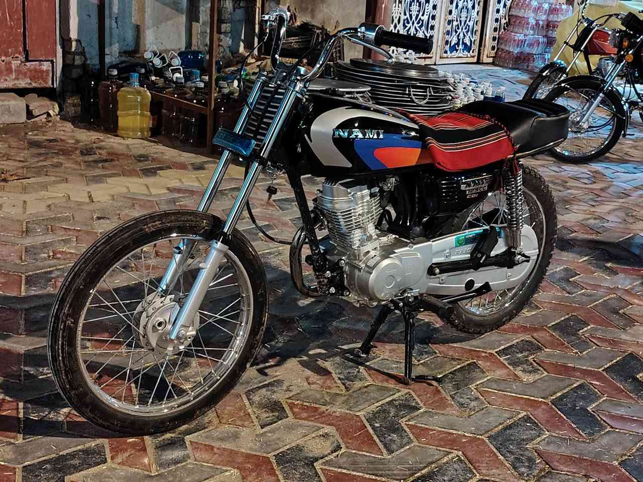 سلام عليكم نامة تعمير جديد طك كارتون بعدها شاصي بلاد بدون اوراق
الشراي يتصل ***********
