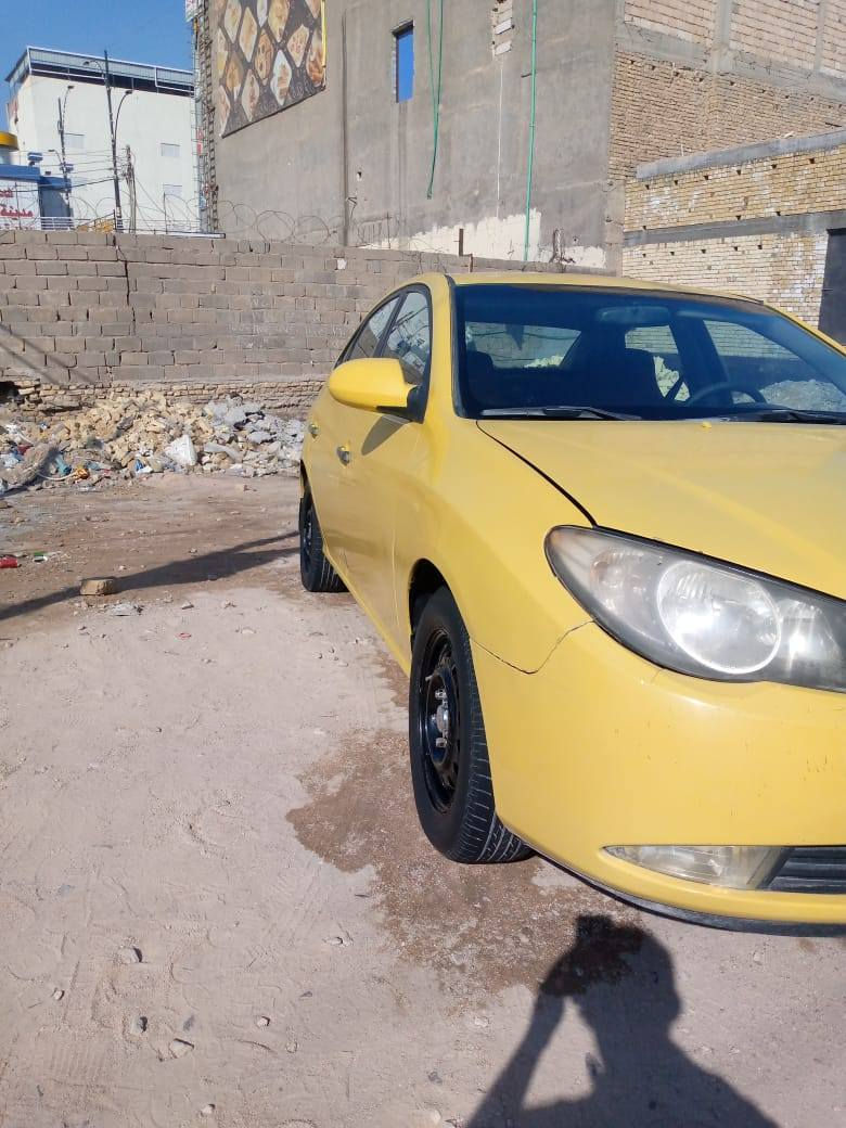 السلام وعليكم النترا صابونه 2008 وارد امريكي ضربتها جاملغ خلفي مكينه جديده كير جديد منظومه تبريد جديده حداديه نص عمر تايرات نص عمر  السياره مصبوغه لون اصفر العنوان البصره رقم ذي قار ألماني باسم ابن عمي بل بصره
 السعر 80 ورقه وبيها مجال 
للأستفسار *********** مكينه 2000
