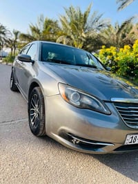 كرايسلر c200 • ٢٠١٣ • حادث بسيط