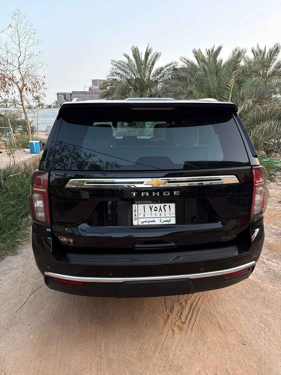 تاهو2021 خليجي ls 
مغلفه بيبي اف 
ماشيه 91
بيها بارد اربع اصابع بالباب الخلف السايق 
سعرها 400

رقمي ***********
