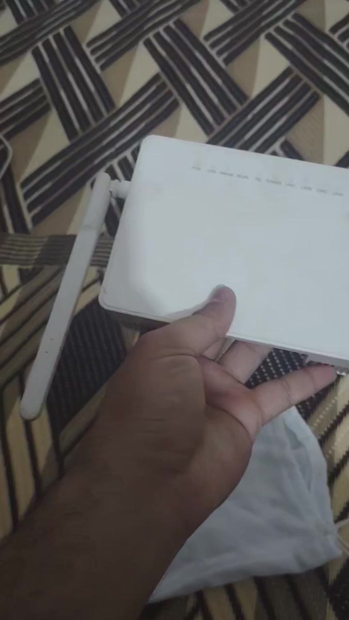 راوتر ضوئي اريد اراوسه براوتر ابو واير


**إذا كنت صاحب هذا الإعلان وتريد حذفه لأي سبب، رجاءا أرسل رسالة إلى الدعم الفني**