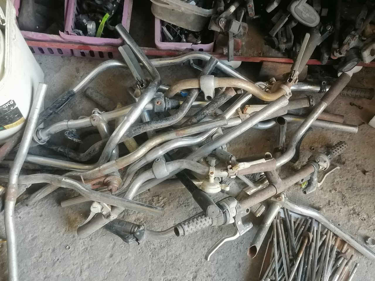أغراض باسكلات باله وجديد العنوان موصل أيسر


**إذا كنت صاحب هذا الإعلان وتريد حذفه لأي سبب، رجاءا أرسل رسالة إلى الدعم الفني**