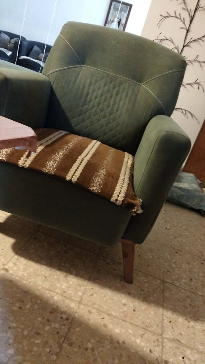 للبيع تركي ١٠ مقاعد. مشتل 💚💚


**إذا كنت صاحب هذا الإعلان وتريد حذفه لأي سبب، رجاءا أرسل رسالة إلى الدعم الفني**