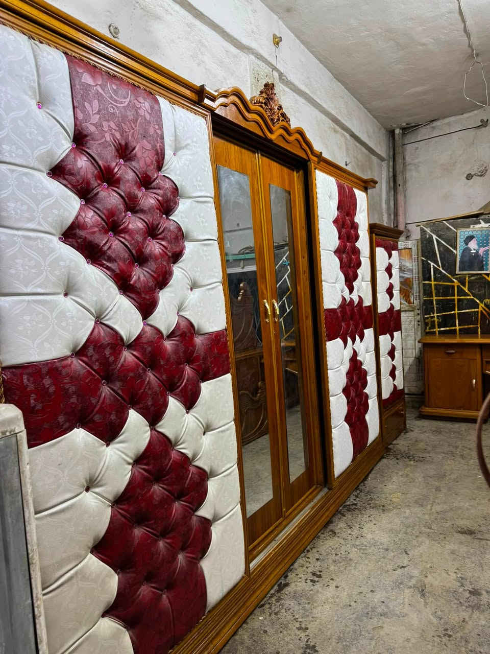 غرفه مستخدمه دزاين سلايت تصميم تركي شغل عراقي داخل خارج صاج دوشمه خياط يدوي سرير زان مصري درجه اولى للحجز والاستفسار الاتصال ع رقم او واتساب /***********☎️
