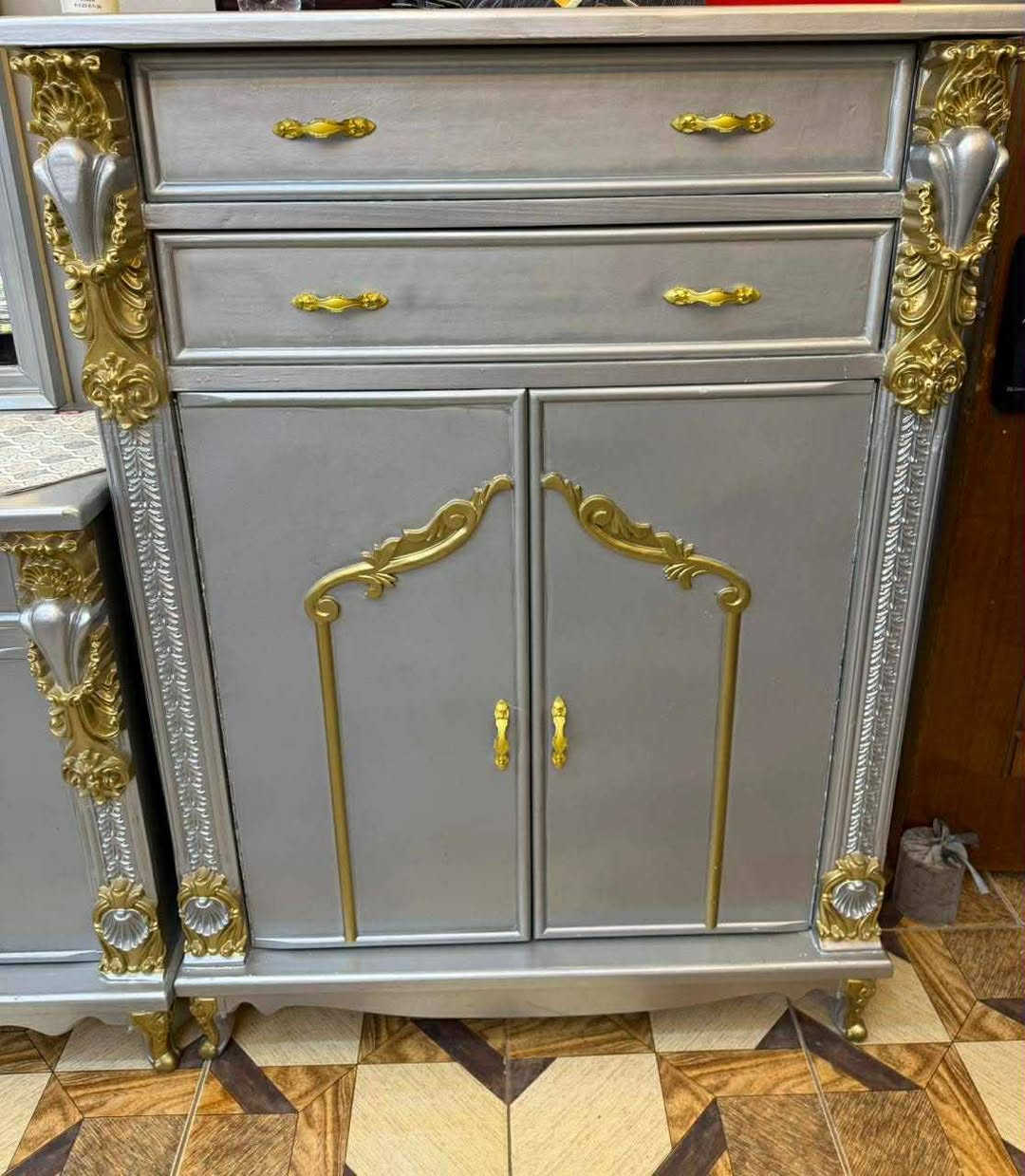 بيع مستعجل 
غرفة نوم شغل حطاطه دزاين تركي استخدام قليل السعر مليونين 
مكان الفلوجه حي العسكري


**إذا كنت صاحب هذا الإعلان وتريد حذفه لأي سبب، رجاءا أرسل رسالة إلى الدعم الفني**