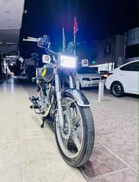 بارت عيتاني • ٢٠٠ • ٢٠٢٢