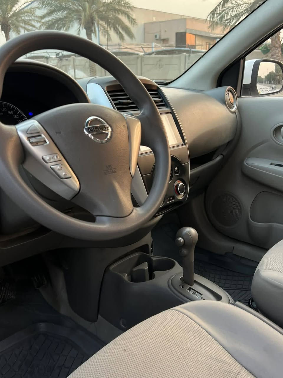 السلام عليكم سني هندي 2023 مكفوله كفاله عامه من كلشي
السعر ( ٩٥ $ ) وبيها مجال *********** 
السياره جديده وجاهزه وكل نقص مابيها ماشيه 19 الف كيلو 
السياره بسمي تحويل مباشر الشراي يتصل
