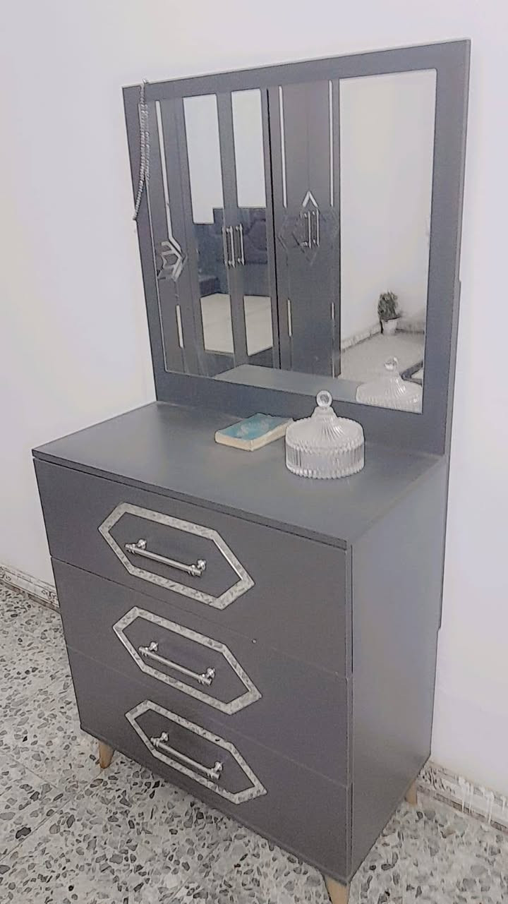 توجد غرفه   نوم  تركيه  جديده   مستعمله قليل سعرها  ٤٥٠ ألف  مستعجلين  على بيع مالته


**إذا كنت صاحب هذا الإعلان وتريد حذفه لأي سبب، رجاءا أرسل رسالة إلى الدعم الفني**