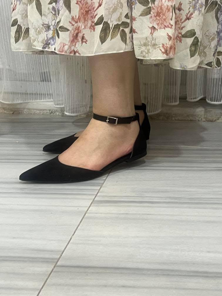 تصفيه محل احذيه نسائي
القطعة ٥٠٠٠ فقط 
تركي 
للاستفسار واتساب ***********
