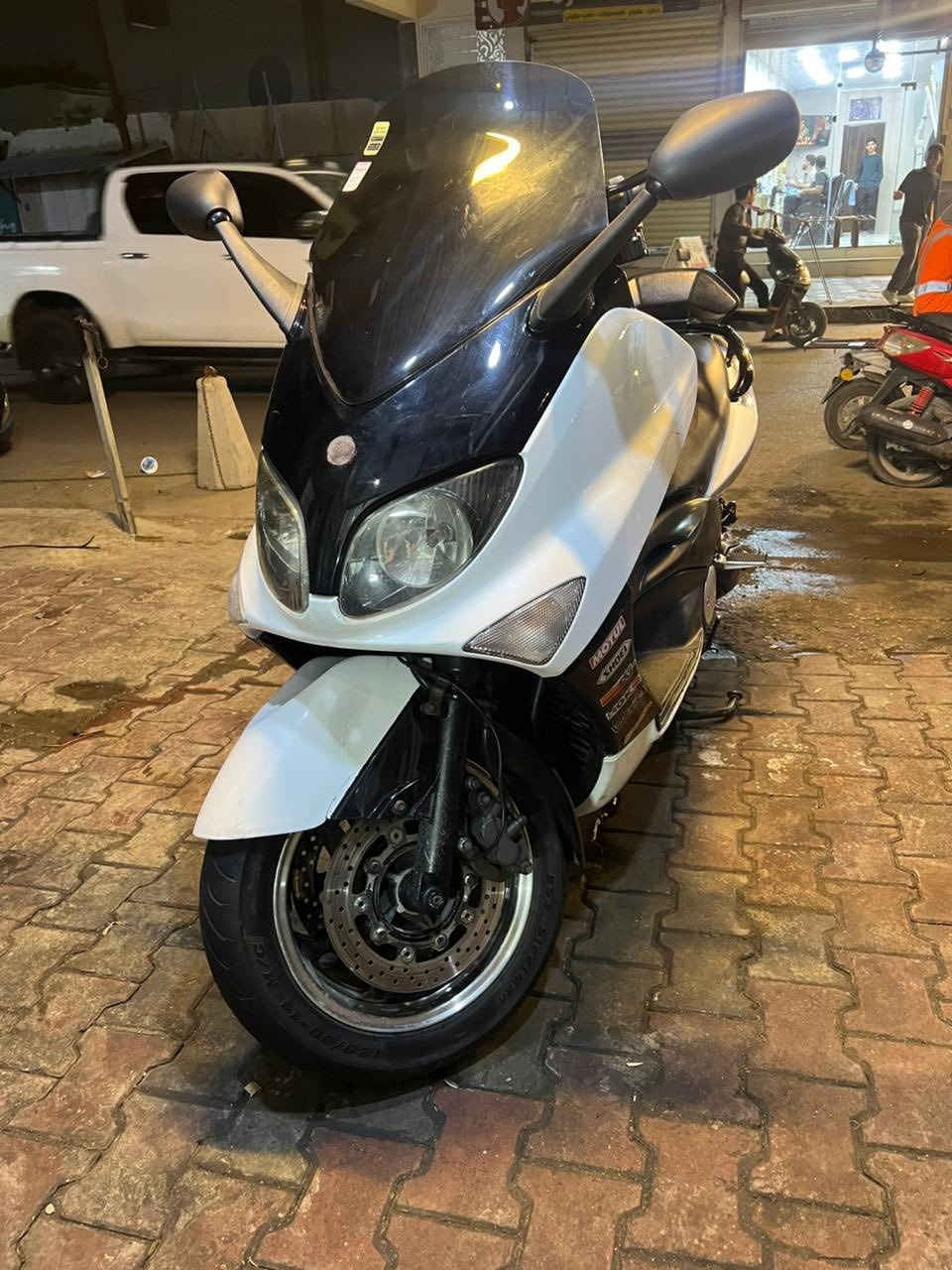 السلام عليكم شباب تيماكس 2008للبيع أو مراوس بجبلي وأخذ فرق الدراجة جديدة ومابيها نقص نازلة من كلشي وكلاشي للاستفسار ***********
