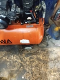 محل كامل للبيع • معدات بانشر • استعمال شهر