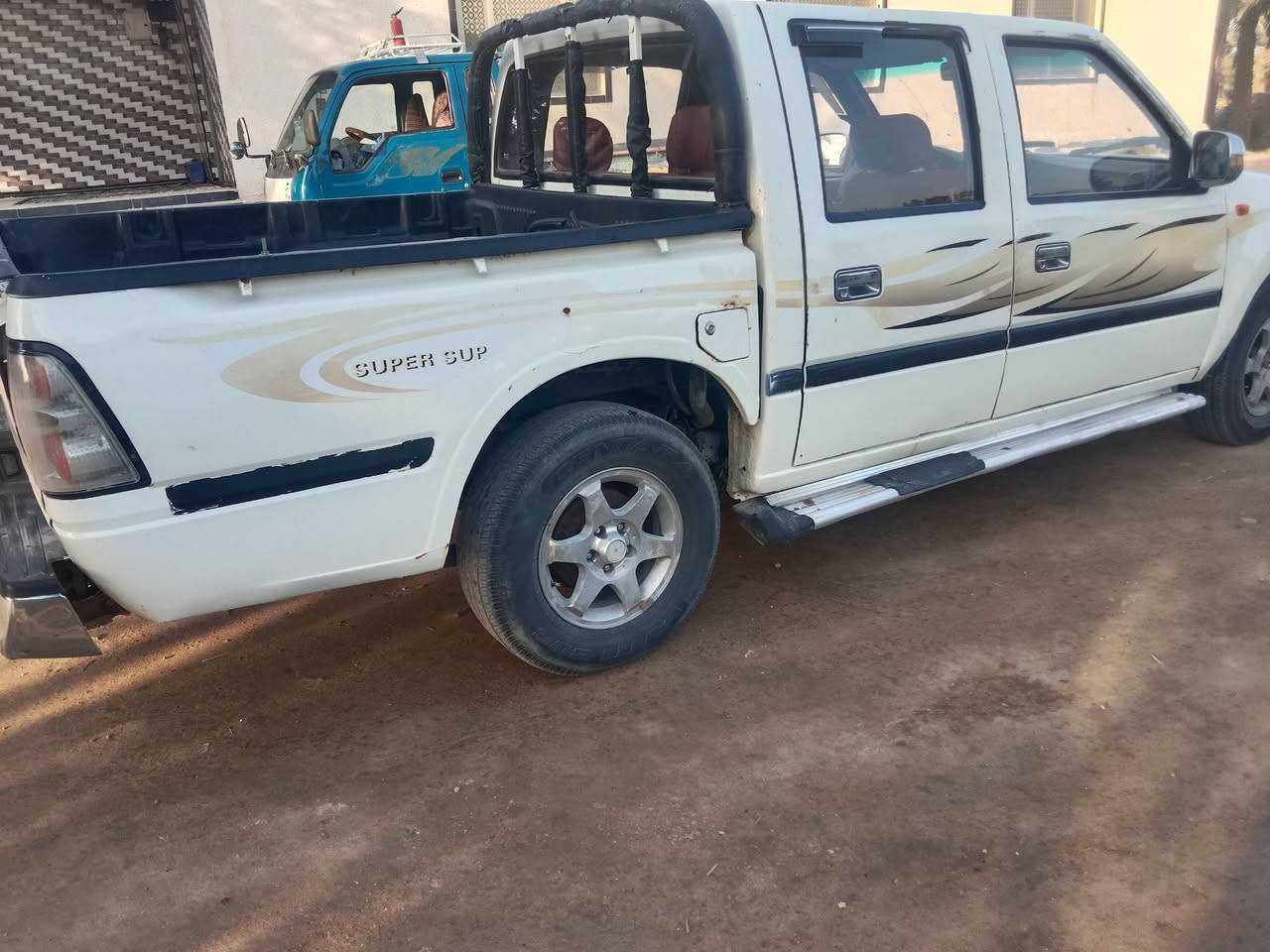 بيكم فتون ١٣ سياره جاهزه من كلشي كير محرك شاصي مكفول رقم بابل دولي سنويه ٣٠ الشراي يتصل ويدلل ***********
