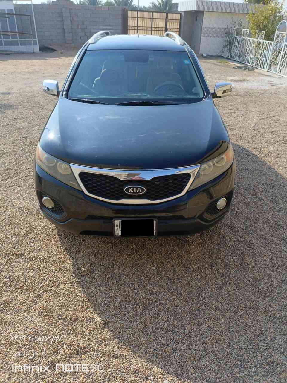 البيع سورنتو 2012 

وراد امريكي 

بيها فقط البنيد بدون دواخل 

رقم انبار 

تحويل مباشر 

اللون اسود 

مواصفات عاديه 

خمسه راكب 

اربعه سلندر GDI 

مكينه و كير شرط 

صدر امامي و خلفي جديد 

تبريد شغال 

جاهزه بدون نقص 

مكاني فلوجه 

سعر 125 و بيها مجال 

بيع او مراوس 

***********

‏‪***********‬‏
