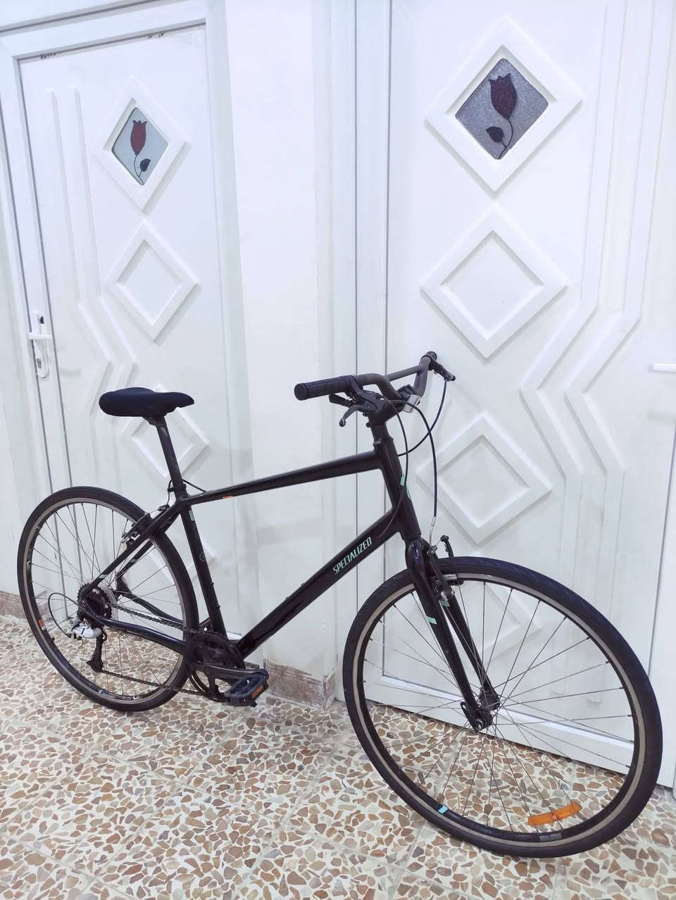 السلام عليكم
لعشاق دراجات الترحال والمسافات الطويله اروع ماركة  

سبشلايزد⚡SPECIALIZED

دراجه #ترحال ماركة #SPECIALIZED سبشلايزد العالمية 

ماركه غنيه عن التعريف مختوم صنع امريكي اصلي اورجنال 🇺🇲

MADE IN USA🇺🇲💯✅ مختوم ختم الشركه 

حجم 28 قياس L  لارج لشه عاليه ...فوول المنيوم خفيف جدا 

لشه مضلع حديث ...وايرات دفن ...لوون مميز اسود وفيروزي 

سستم شيمانو كامل سيت شيمانو ديور #SHIMANO_DIOR

بريكات سستم تيكترو #TEKTRO حتى الفحمات مختوم تيكترو 

وياله طبقتين زوم ...ستاند وسطي هارلي سلايت مختوم اصلي

سرج طبي اصلي .ستيرن رياضي نفخ مختوم #SPECIALIZED

كامبليونات وياله سلايت 

ما مبدل بيها برغي على وضع الشركه بلاد ليبل واحد ختم واحد 
حتى الستاند والستيرن مختومات ⚡سبشلايزد 

السعر 120 الف 

*********** رقمي للتواصل
