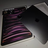 ايباد 11 برو كامل فول نضافه مع ملحقاته كامل  لتواصل  واتساب  فقط078189...