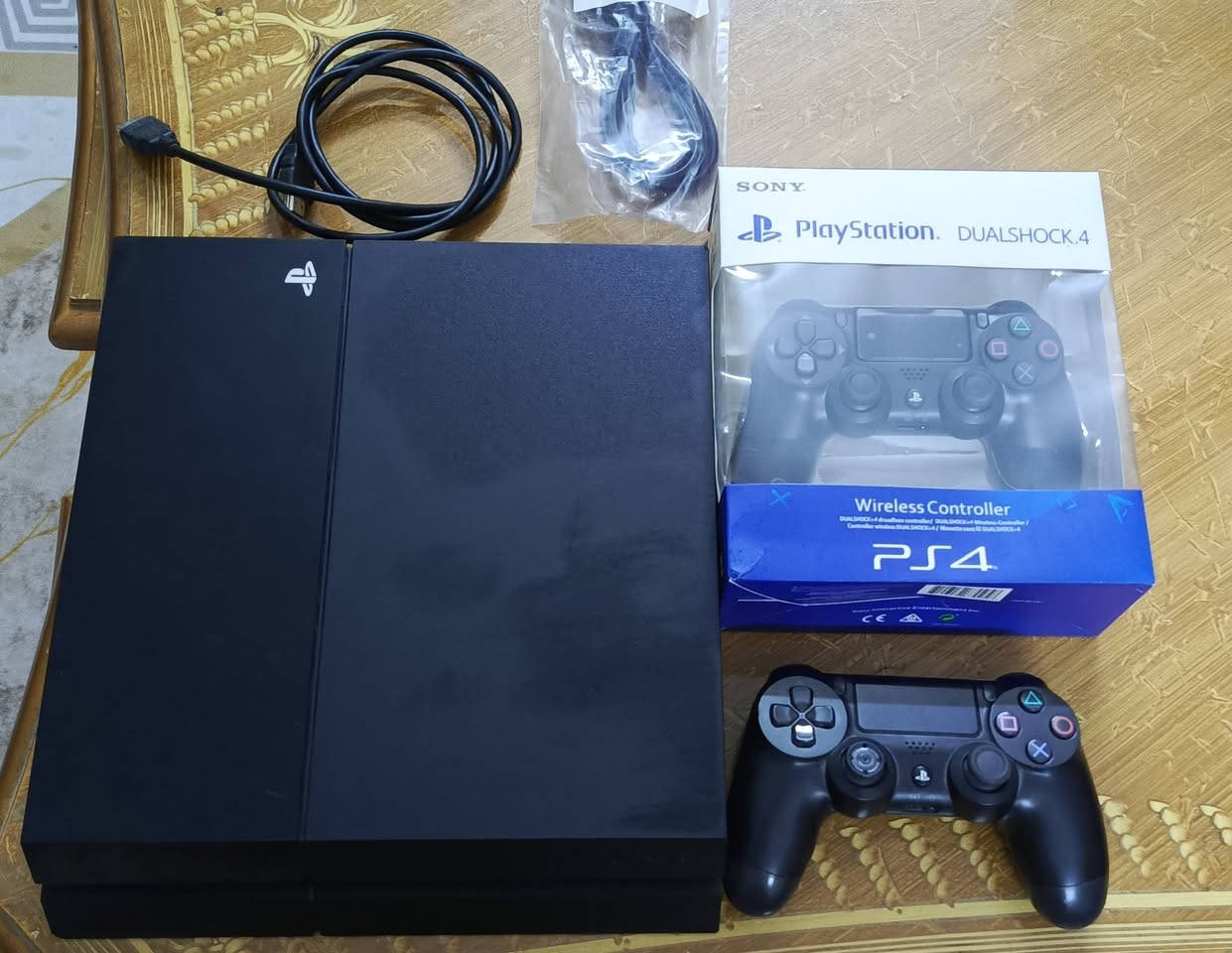 سلام عليكم من رخصة الادمن للبيع
1- ps3 سلم مهك.ر مع الالعاب مع 2 يدات مع الملحقات جهاز نظيف مع ضمان اسبوع بسعر 145 الف 
2- ps4 فات العالي جهاز لوك بلادي معدل مهك.ر هارد 500 كيكا مع الالعاب مع 2 يدات والملحقات ضمان اسبوع بسعر 290 الف
3- ps4 السلم جهاز لوك بلادي معدل مهك.ر هارد 500 مع الالعاب مع 2 يدات مع الملحقات ضمان اسبوع بسعر 340
4- ps4 السلم معدل مهك.ر هارد 500 التعديل بتوصالة جهاز مفتوح فقط لصيانة السيدي درايف  ضمان اسبوع بسعر 295 الف
للتواصل واتساب
***********
