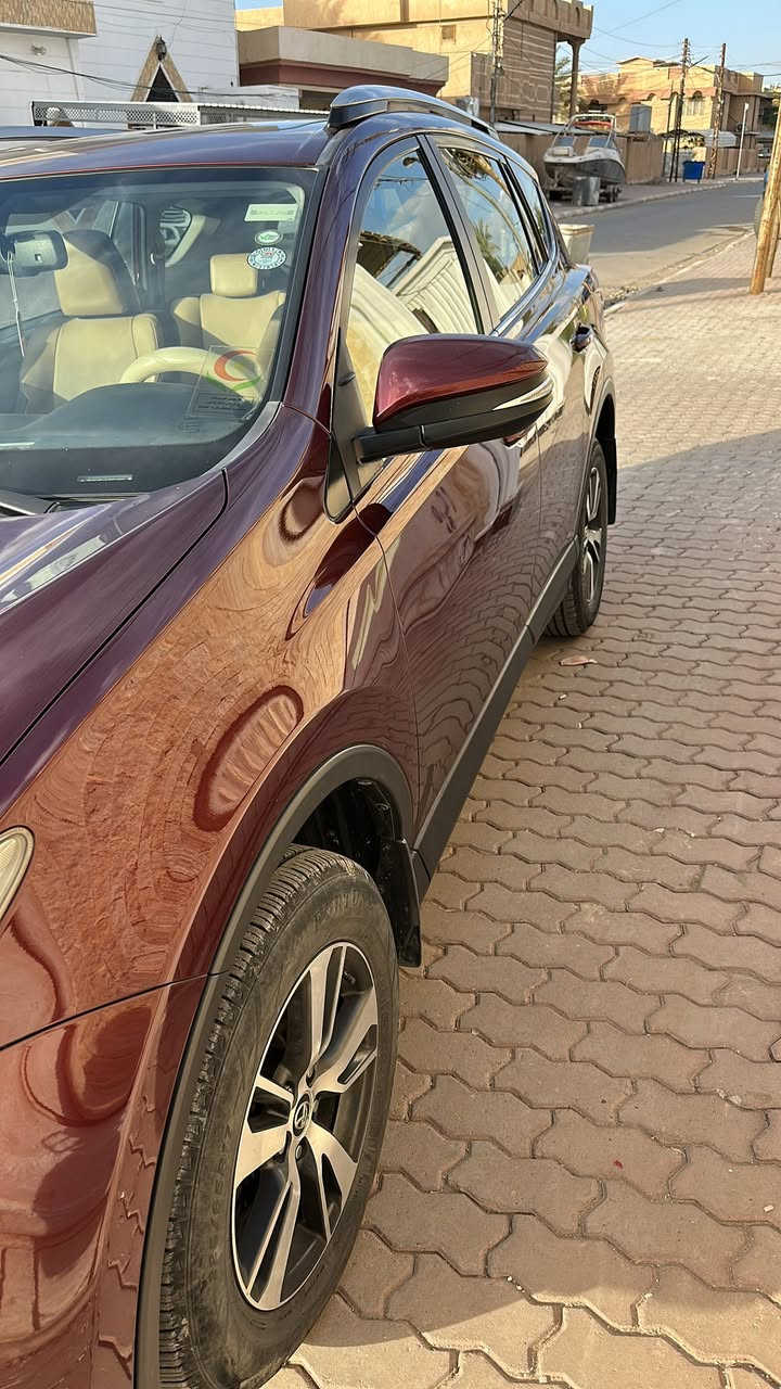 السلام عليكم
راف فور 2017 خليجي
فول 1/1
ماشيه 142 كم
السياره نظيفه  وتعبان عليها 
المكان صلاح الدين تكريت
السعر 183  الشراي يتصل ويدلل 
***********
