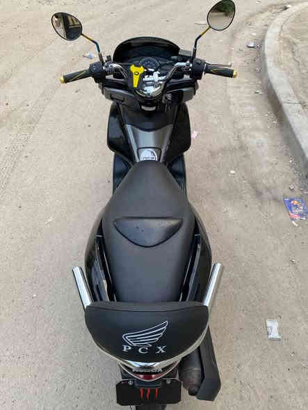 السلام عليكم
PCX 125
مواصفات 150
ماشية 28
حساس ازدحام ☑️
حساس استان☑️
كهربائيات ☑️
فول معدل وشلعة 
الدراجة خير من الله تجي وتشوف 
مكاني الامين الثانية سكينة
السعر 12 
رقم الهاتف ***********
متواجد واتساب
