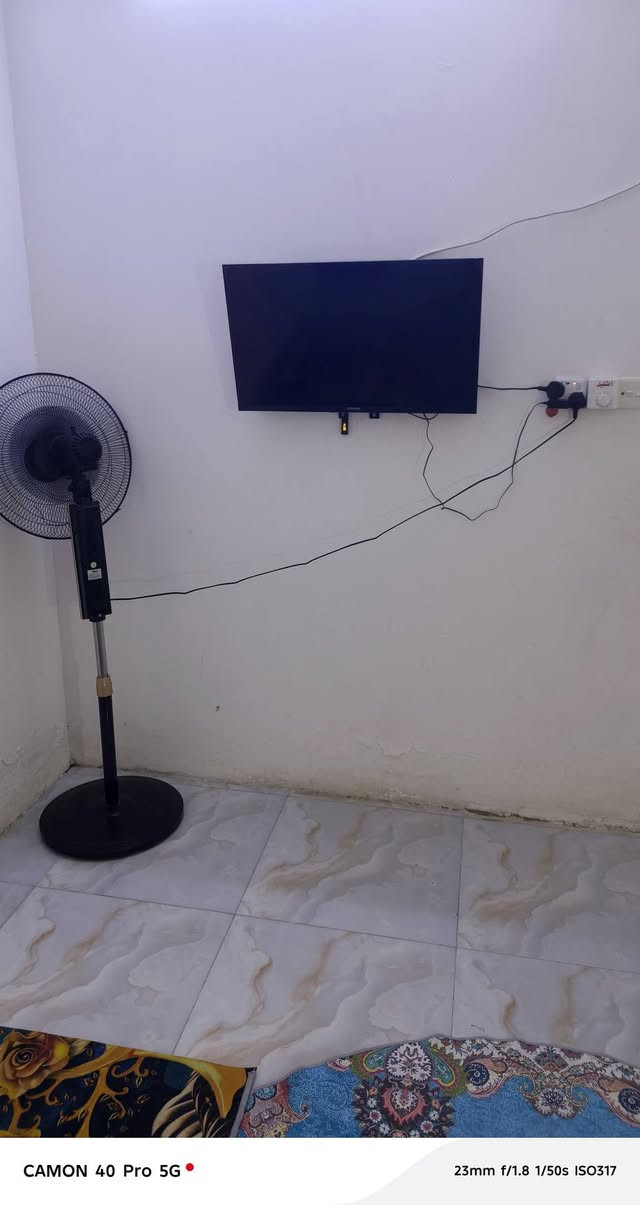 لبيع غراض الله شاهد چدد ونضيفات كولش وأكو غراض ماصر شهرين من اخذتهن مكأني الشعب وهذا رقمي *********** هذا مابي وتساب وهذا بي وتساب ***********
