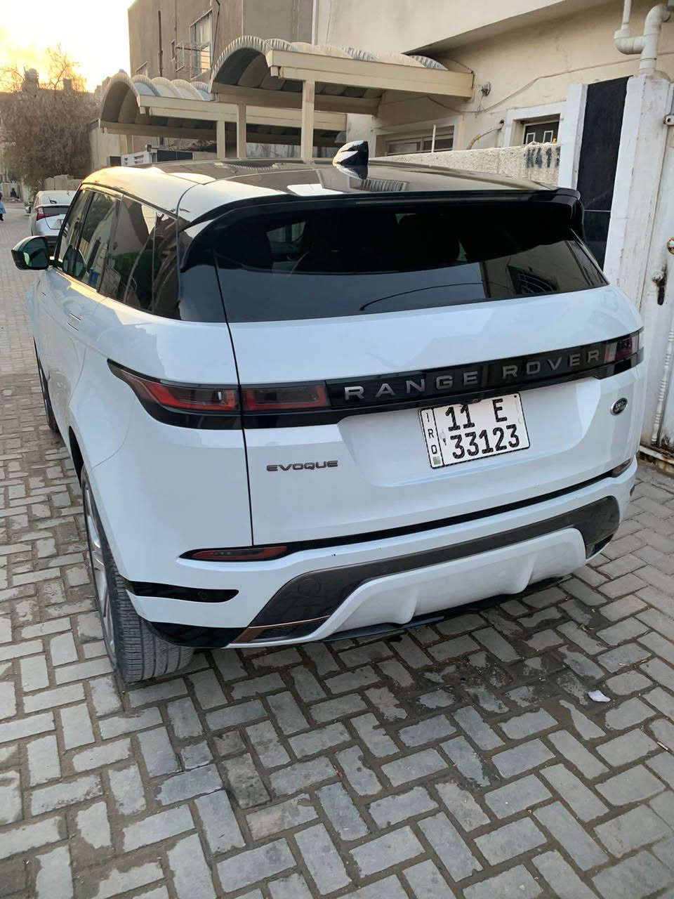 رانج روفر ايفوك داينمك 
موديل 2021 فول اعلى مواصفات 

ماشيه 27 الف 
السونار موجود بالصور 
السعر 280 وبيها مجال
للاستفسار 
*********** بغداد, العراق
