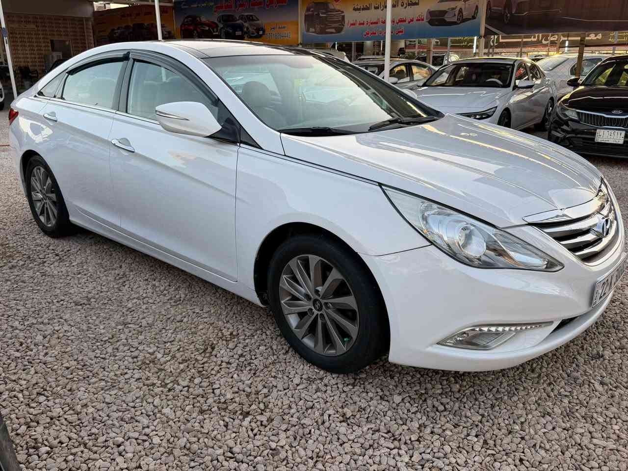 السلام عليكم
للبيع سوناتا خليجي موديل ١٤ كفاله عامه من الصبغ والفتح والتبديل والمحرك والكير وتبريد وحداديه 
مواصفات السياره فول واحد على واحد 
رقم اربيل سنويه ٣١ تكول او وكاله 

العنوان كربلاء 
***********
