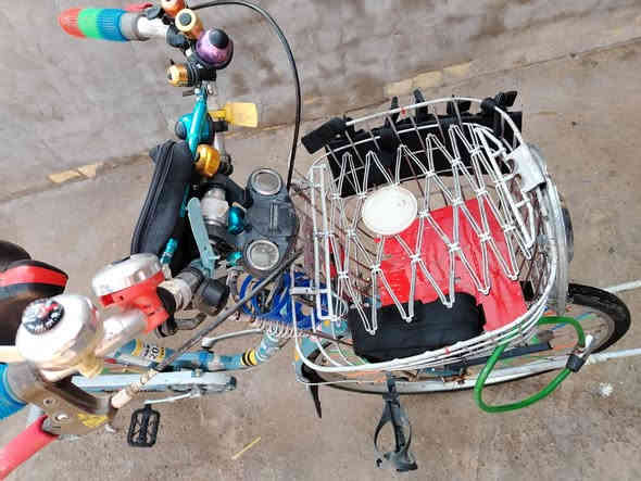 سلام عليكم ورحمة الله وبركاته من رخصت البكروب بايسكل بناتي للبيع حجم 27 بيسكل باله مو تجاري مثل ماواضح مدامك بصوره *********** عنواني بغداد جسر ديالى
