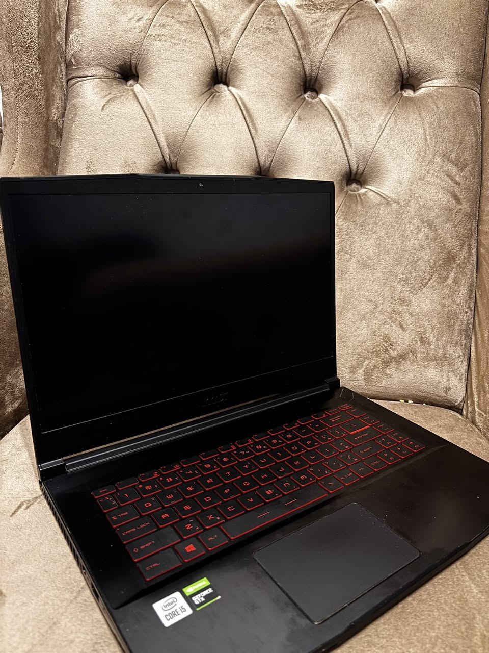 Msi gf63
Core i5-10300H

GTX 1650 Max-Q

16 g ram 

Ssd 256 g

Hdd 1 t

نظافته 99%

كارتونه موجوده

رايده ب ٦٠٠ الف

مكاني بغداد الصالحيه او المنصور
واتاساب ***********
