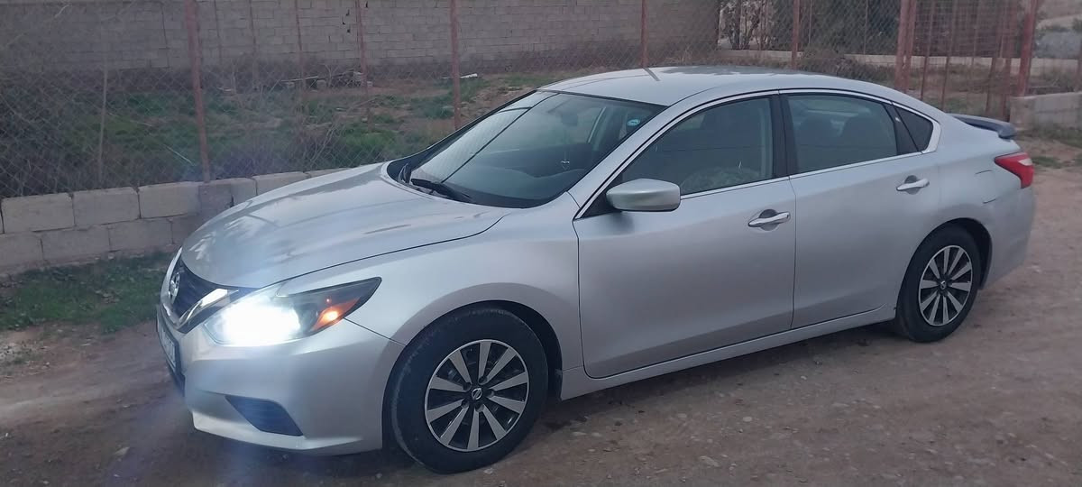 ألتيما ٢٠١٦ ضرر قطعة وحدة ( جامرلغ أمامي سكن ) رقم اربيل سنوية لل٢٨ هزة لشهر ال٧ .
تدفئة تبريد كله شغال مكينة مبدل جديد مال كصة ( ٣ حساسات ) .
تشغيل بصمة وابواب بصمة وجنطة بصمة .
كشن السايق كهرباء .
منظومة زنون لايت فول .
مكان السيارة ديالى / المقدادية .
السعر ١١٥ وبي مجال بسيط .


**إذا كنت صاحب هذا الإعلان وتريد حذفه لأي سبب، رجاءا أرسل رسالة إلى الدعم الفني**