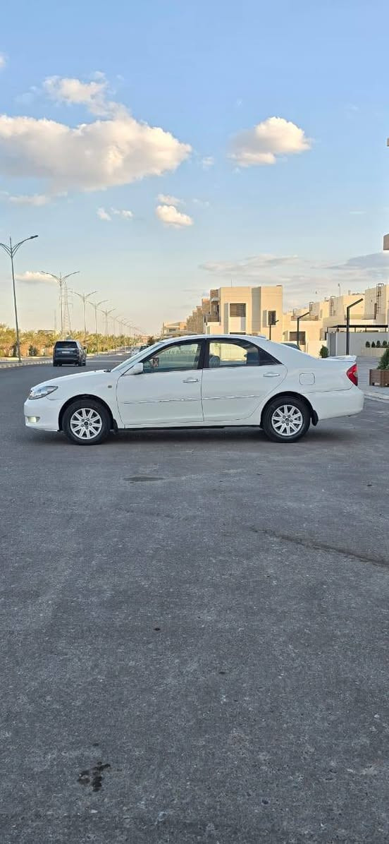 سلام عليكم كامري موديل 2004خليجي محرك 6 سلندر المرغوب بسعر مناسب 80وبيها مجال سيارة جديده محرك وكير صدر تخم تاير وكهربائيات وتبريد كله شرط رقم وهزه كله جديد بأسمي تحويل ثاني يوم سياره بيها مكانات صبغ ابيع عام بدون داخل العنوان تكريت ***********
