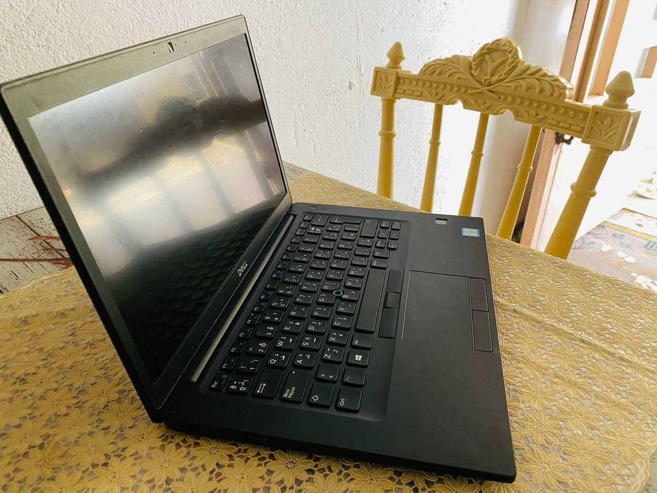 سلام عليكم للبيع استخدام قليل جدا
المعالج: Intel Core i5-8350U
* الرام: 16GB
* النظام: Windows 11 Pro 64-bit
* DirectX 12
* الشركة: Dell
* الموديل: Latitude 7490


**إذا كنت صاحب هذا الإعلان وتريد حذفه لأي سبب، رجاءا أرسل رسالة إلى الدعم الفني**