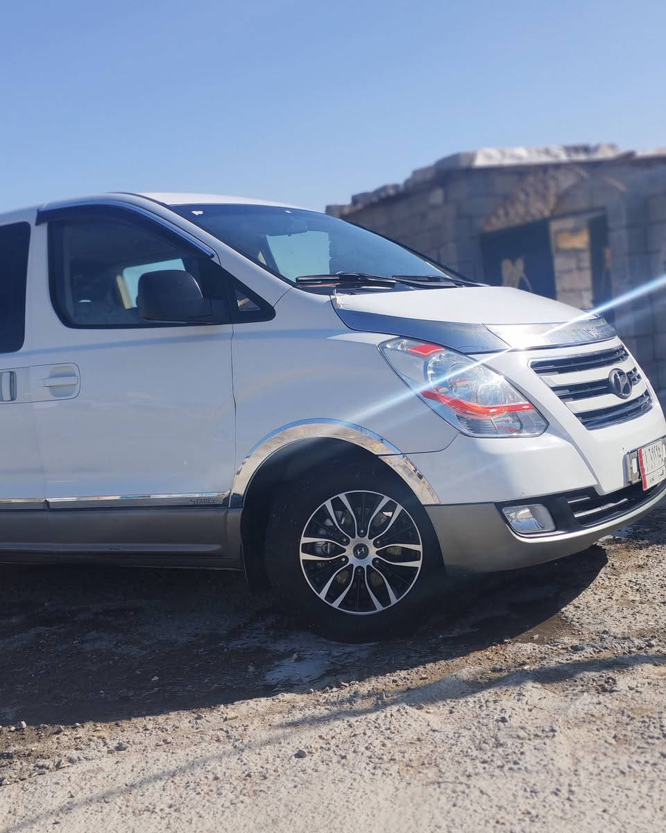 السلام عليكم  18 مفتوح بيها جاملع وبند مبدل رقم بصره سياره جاهزه حلوه نضيفه كلش مكاني البصره القبله سعر 200
***********
