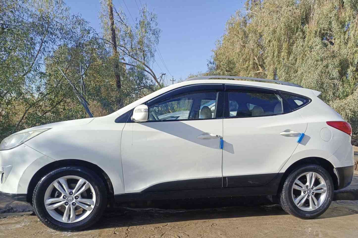 للبيع توسان خليجي 2010
رقم بغداد بأسمي بيها 3 قطع بنيد صبغ وجاملع ايسر صبغ وجاملغ ايمن تبديل 

 گير مكينة 2000خير من الله تبريد منظومة جديدة باتري جديد 

جاهزة من كلشي السعر 120 وبيها مجال 

بابل ..الحصوة ***********
