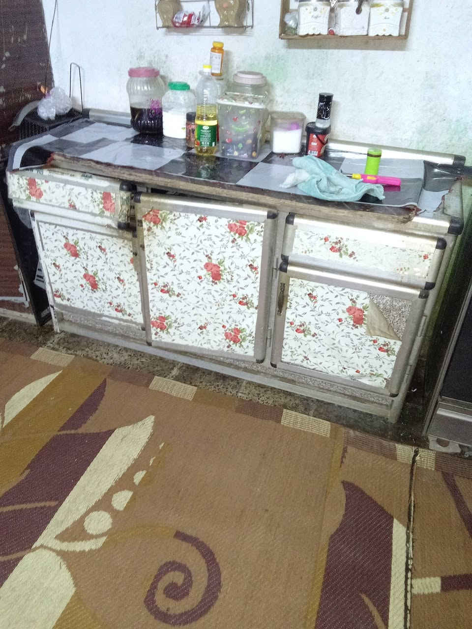 السلام عليكم متاح غراض بيت كل واحد وسعره أتصل ***********ادمن وافق حبي
