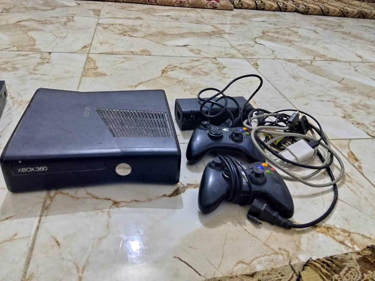 إكس بوكس 360  او ديفيدي نضيفات كلش للبيع المكان ذي قار قرب سجن الصلاح(***********) بي واتساب
