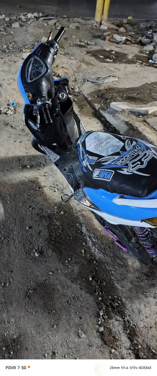 ماكس عدلة لبيع لمكينة 55شرط شلعة ومعدل كاملة شغالة سلف هندر مكاني البياع تقاطع درويش سعر 450 وبيهة مجال لطيبين ...


**إذا كنت صاحب هذا الإعلان وتريد حذفه لأي سبب، رجاءا أرسل رسالة إلى الدعم الفني**