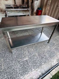 غراض مطعم للبيع 07722647651