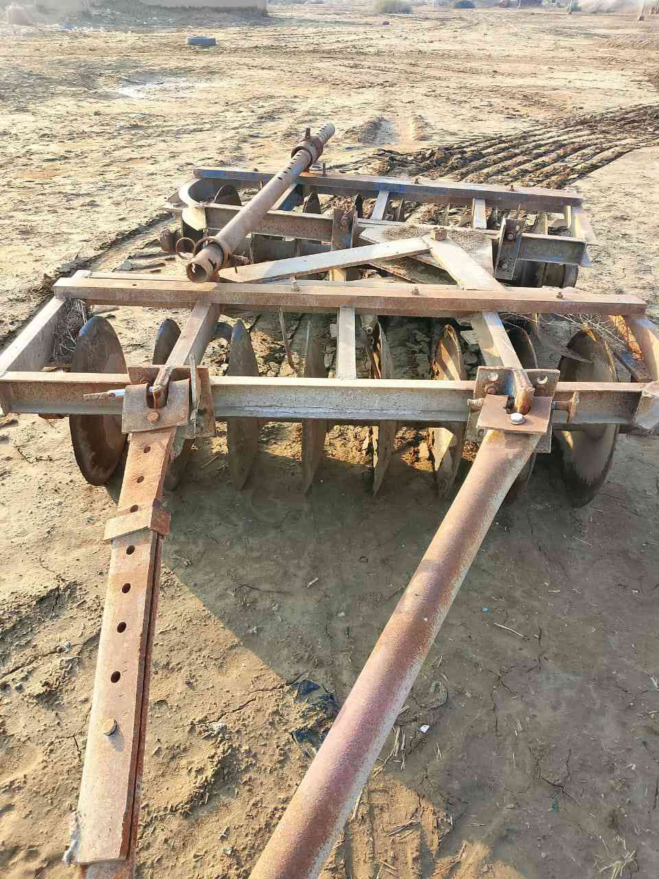 السلام عليكم دست للبيع مكاني ميسان ناحية سيد احمد الرفاعي  للاستفسار الاتصال على الرقم ‏‪***********‬‏
