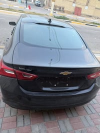 ماليبو ٢٠٢٣ حره بدون رقم فحص بيه  مواصفات Lt ضرر مؤضحه بالصور ماشيه ٨٦...