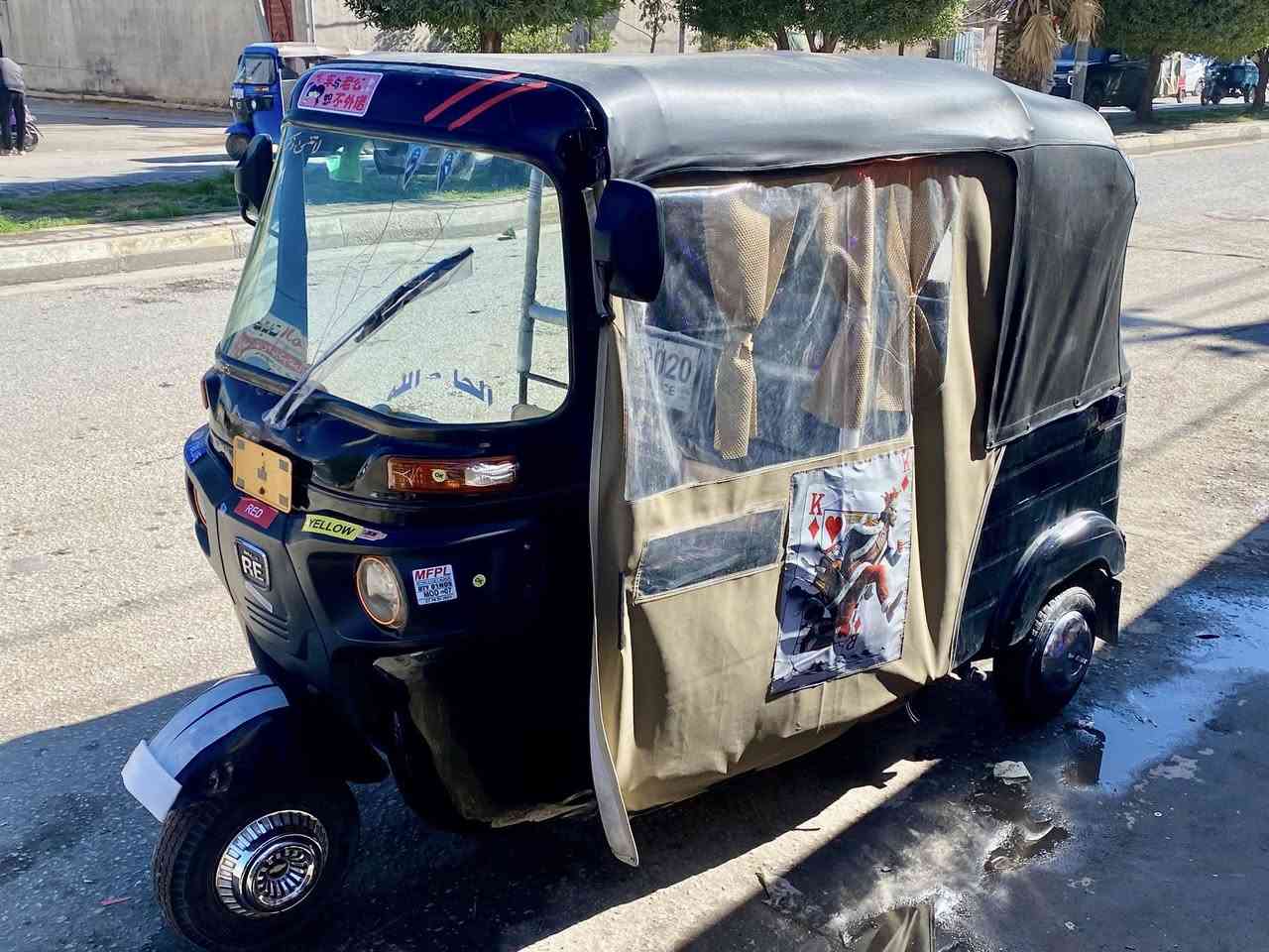 تك تك20 شهر ال9 أوراق المصطفى أصوليات 6 أوراق +وصل المعرض المكاتبه بمكتب حسين تك تك جاهزه ربع مذب عليه مكاني كربلاء ***********
