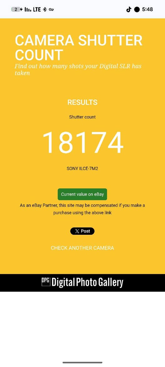 السلام عليكم كامره سوني A7ii
ويها عدسه 1.8 

للبيع 700 الف

***********
