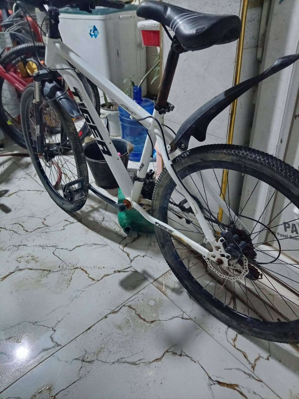 السلام عليكم بايسكل ياباني للبيع جديد السعره ب100


**إذا كنت صاحب هذا الإعلان وتريد حذفه لأي سبب، رجاءا أرسل رسالة إلى الدعم الفني**