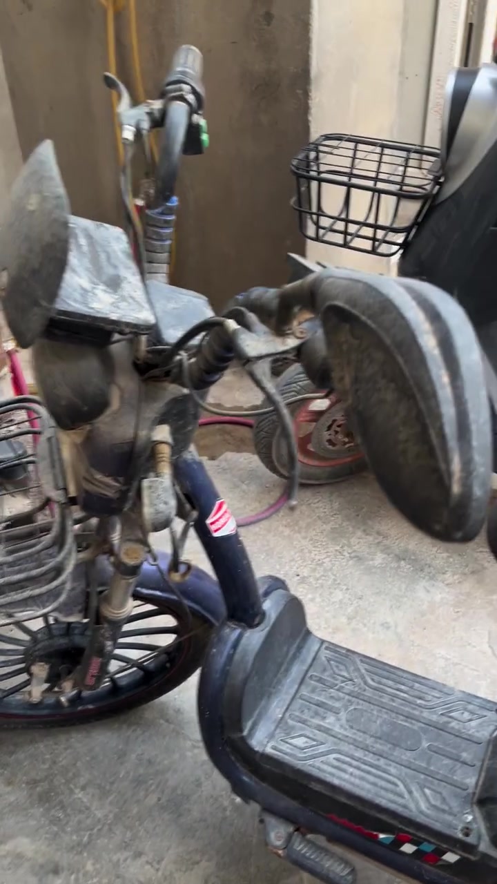 سلام عليكم درجه شحن كامله نقص بطاريات فقط متواجد خاصص


**إذا كنت صاحب هذا الإعلان وتريد حذفه لأي سبب، رجاءا أرسل رسالة إلى الدعم الفني**